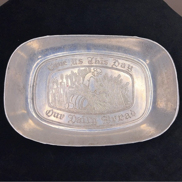 Give Us This Day Our Daily Bread Plate Wilton Silver Pewter Platter Vintage - Picture 6 of 10